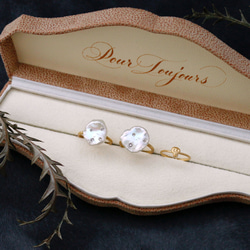 大巴洛克珍珠和施華洛世奇戒指：一種尺寸適合所有人 第15張的照片