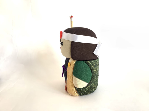 伝統織物のトップブランド塩沢織木目込人形　三太郎②桃太郎 3枚目の画像