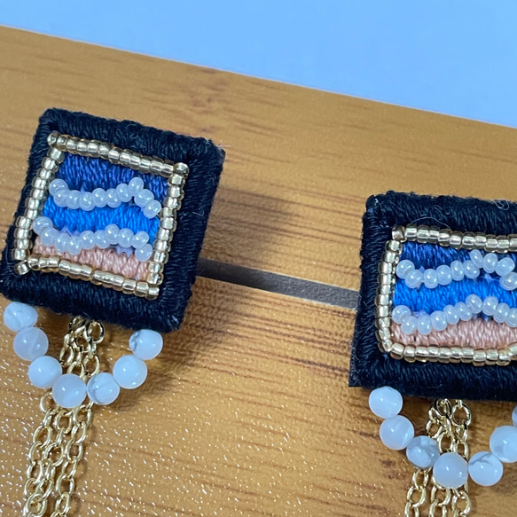 刺繍ピアス　宵のとき　アレルギー対応 誕生日 プレゼント　7172 3枚目の画像