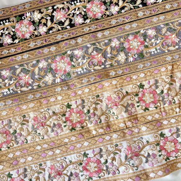 30cm  インド刺繍リボン シルク  花柄 2枚目の画像