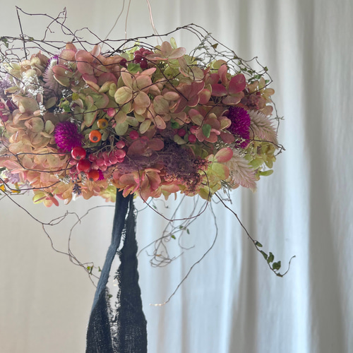 フライングリース(ミナヅキ&秋の草花) / ドライフラワー リース  