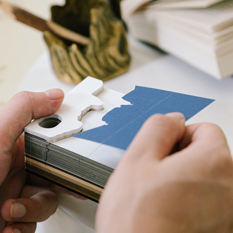 紙彫刻アート ライトバージョン - ハリーポッター/ホグワーツ/メモ用紙