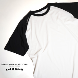技あり刺繍！ ロックの袖ワンポイント刺繍　ラグラン半袖Tシャツ  【ホワイト/ブラック】程よい厚さの生地　袖長めです！ 2枚目の画像