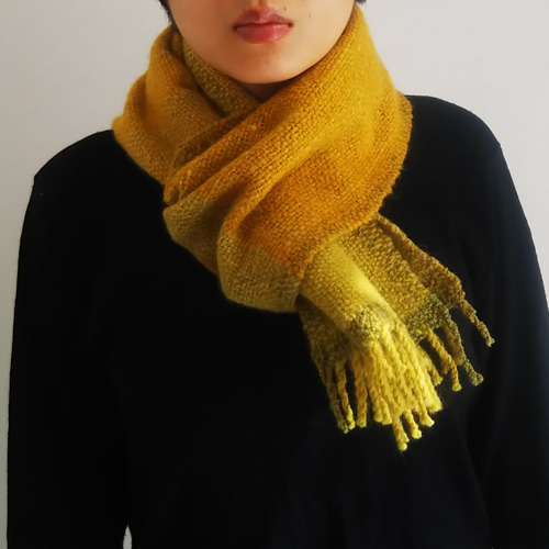 手紡ぎ、手織りマフラー（イエロー×グリーン） 草木染め、天然染料