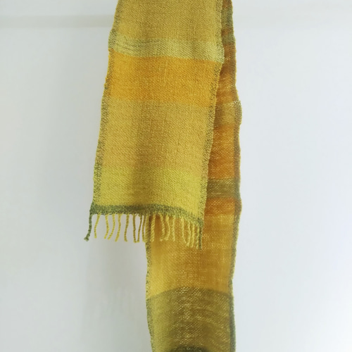 手紡ぎ、手織りマフラー（イエロー×グリーン） 草木染め、天然染料