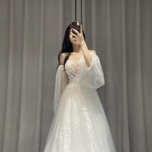チュールドレスウェディング結婚式エレガントお呼ばれ ふんわりチュール ホワイト 袖あり セクシー エレガントレース A