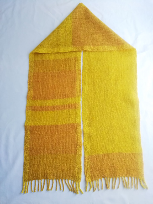 手紡ぎ、手織りマフラー（黄色×だいだい） 草木染め、天然染料、ウール 8枚目の画像