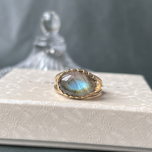 本漆のRenaissance ring ✴︎ラブラドライド 天然石リング フリー 本漆のRenaissance ring ✴︎ラブラドライド 天然石リング フリー