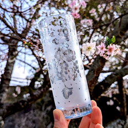 桜ひらひらロングタンブラー（十月桜） 2枚目の画像