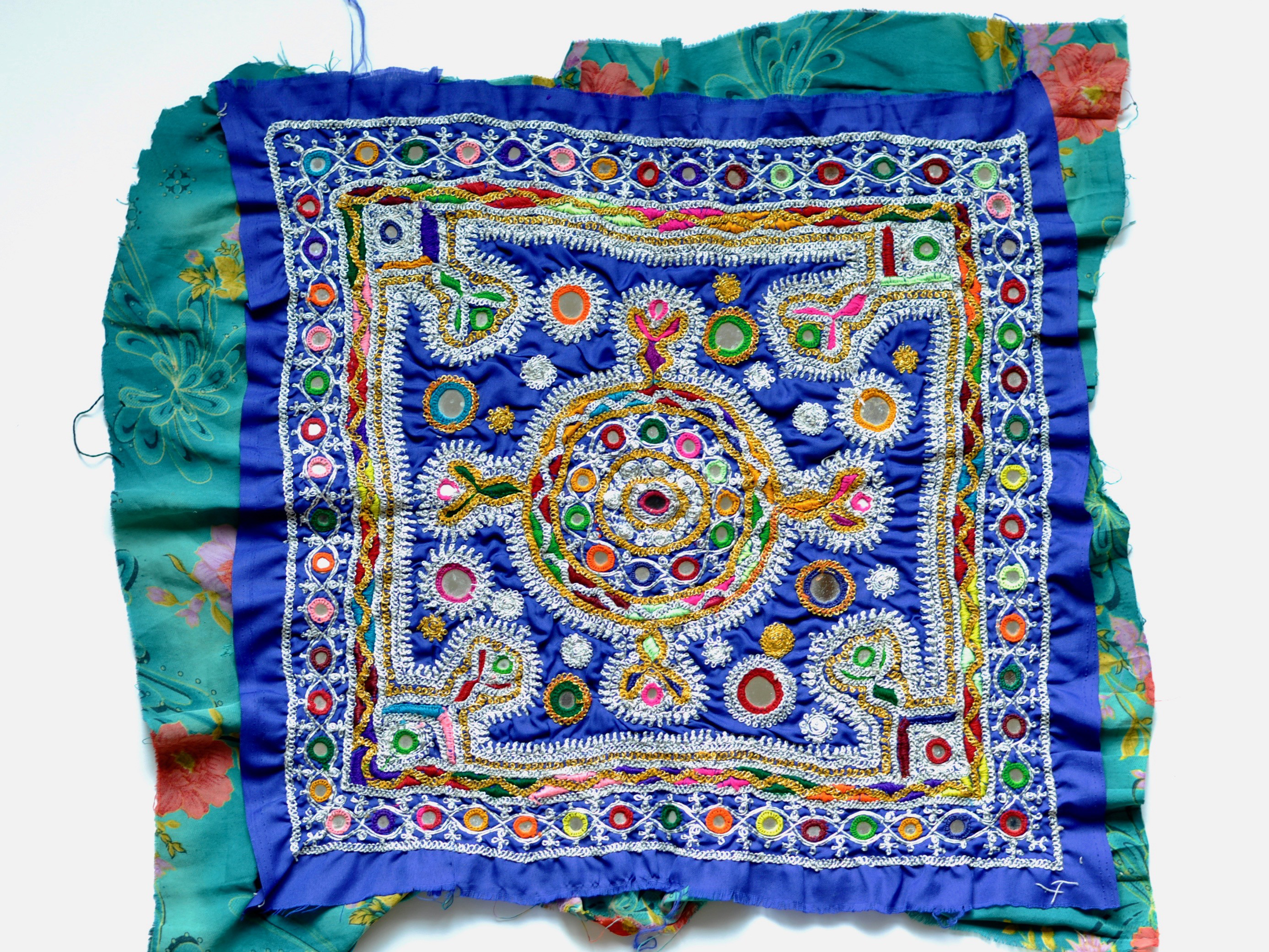 ミラー刺繍 インド製 クラフトパーツ インド製 その他素材 BALU 通販