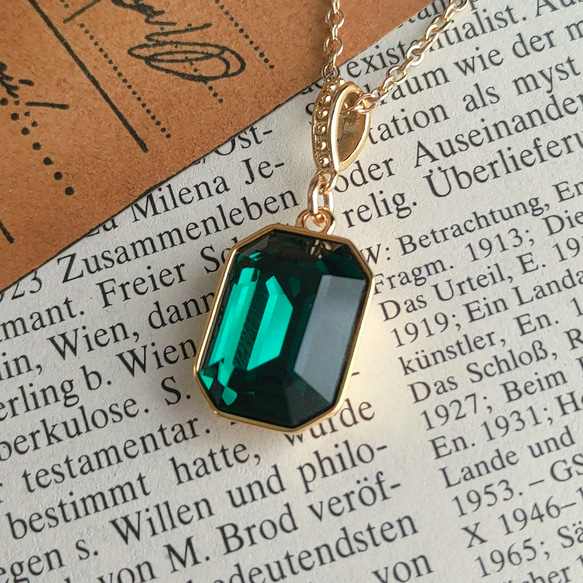 エメラルド グリーン|エメラルドカット高品質クリスタル 一粒 エメラルド グリーン|エメラルドカット高品質クリスタル 一粒
