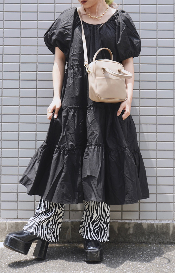 Puffsleeve Tiered Long Flare Onepiece (black) ロング丈ワンピース ブラック 3枚目の画像
