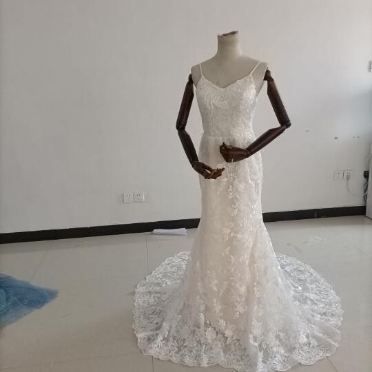 高品質！花柄刺繍 ソフトマーメイド ウエディングドレス 二次会 パーティードレス 花嫁