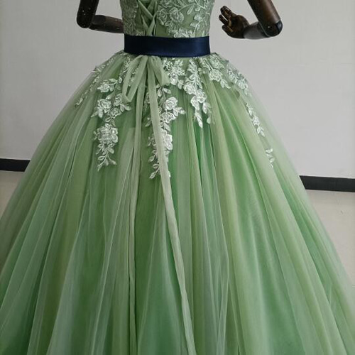 豪華！カラードレス 薄グリーン 3D立体レース刺繍 ベアトップ 挙式
