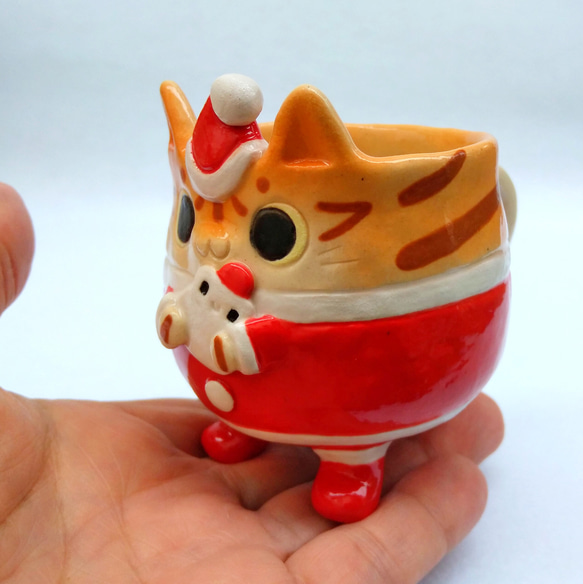 サンタクロース猫と雪だるまデミタスカップ８０ｍｌ　クリスマスにゃんこ陶器　受注制作 4枚目の画像