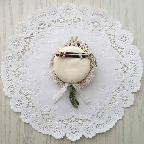 レース編み パンジーの小さなブーケのブローチ*purple mix* ブローチ