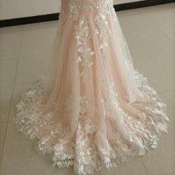 豪華！ウェディングドレス ローズピンク 花柄のモチーフ刺繍が美しく 花嫁/ブライズメイド/結婚式/二次会 4枚目の画像