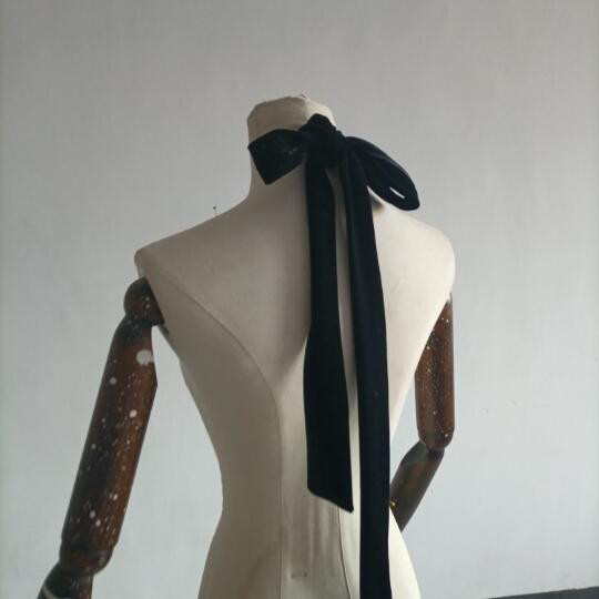 優雅なシルエット リボン ブラック 抜群のおしゃれ見え 拳式/前撮り