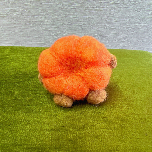羊毛フェルト ハロウィン柴犬 かぼちゃ 羊毛フェルト toiro 通販