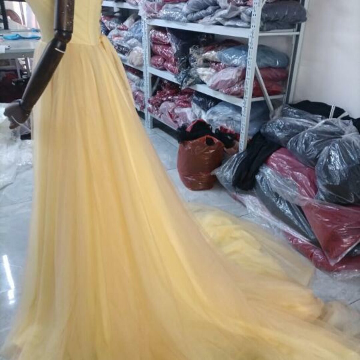 高品質！ イエロードレス　オーバードレス　カラードレス　色直し 拳式/前撮り