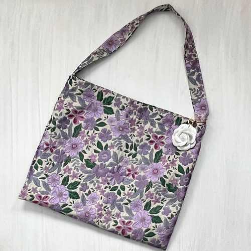楽天市場】【SALE】【送料無料】フラワー 刺繍 トートバッグ