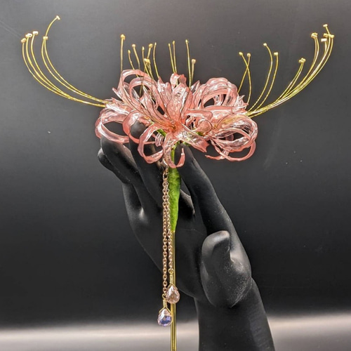 彼岸花　曼珠沙華　手鞠　和飾り 手毬 彼岸花 曼珠沙華 刺繍 花柄 和柄 金襴 木目込みまり 置物 - メルカリ