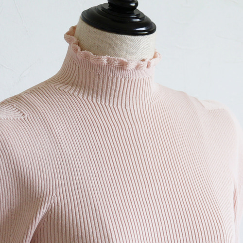 ジョリーミニョン / パフショルダー ハイネックプルオーバー ホールガーメント ニット カテゴリ商品一覧｜jolie mignon｜上質で洗練された大人の服