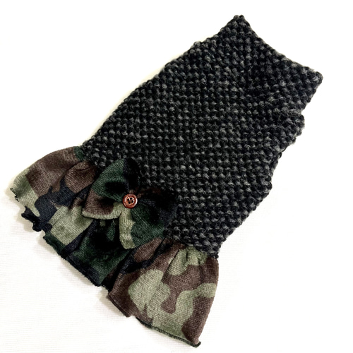 No.19 ハンドメイド犬服 ハイネックインナーワンピース(カモフラージュ) No.19 ハンドメイド犬服 ハイネックインナーワンピース(カモフラージュ)