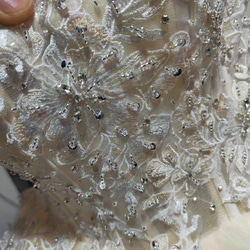 奢華！婚紗，優雅花朵蕾絲，閃閃發光的手工串珠，透明袖子，新娘/婚禮/招待會 第8張的照片
