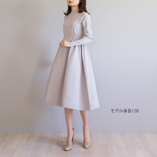 美シルエットが叶う◎】ホールガーメント 袖口パール付き ボトルネック