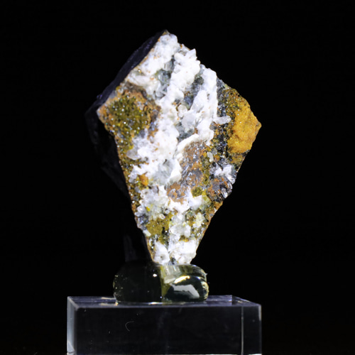 エトリンガイト ☆超希少鉱物の稀有共生☆ 23g 天然 クォーツ カル