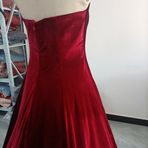 高品質！ワインレッド 高級ベロア パーティードレス ベアトップ  