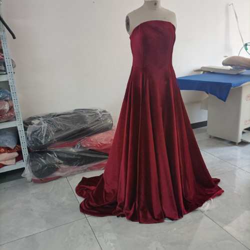 高品質！ワインレッド 高級ベロア パーティードレス ベアトップ  