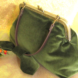 レトロチックな別珍の２wayバッグ（抹茶） 4枚目の画像