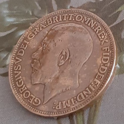 1921年 アンティーク イギリス 英国 ラッキーファジング 本物 ブリティッシュ  幸せのコイン  20.19ミリ 2枚目の画像