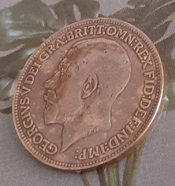 1921年 アンティーク イギリス 英国 ラッキーファジング 本物 ブリティッシュ  幸せのコイン  20.19ミリ 2枚目の画像