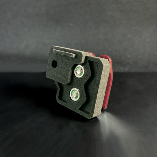 φShinpapaφ様、専用 マキタ専用 スイング式 セフ金具アダプター【赤】インパクトドライバー