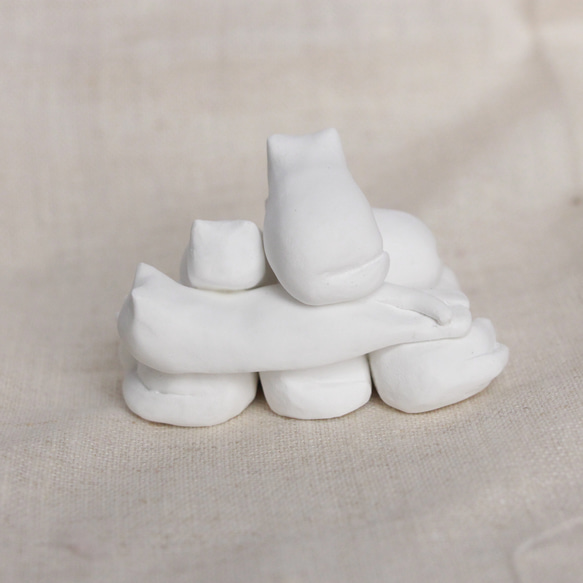【ねこ山　白猫】石膏 置物 アロマストーン 4枚目の画像