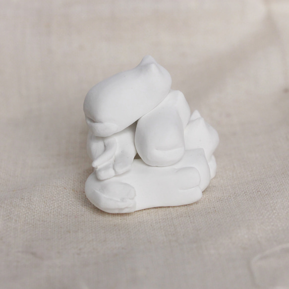 【ねこ山　白猫】石膏 置物 アロマストーン 3枚目の画像