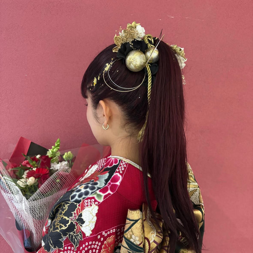 ブラック×ゴールド 成人式 振袖髪飾り 成人式 髪飾り ポニー 黒 金