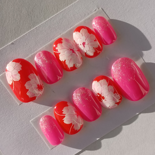 受注製作】濃い赤×濃いピンク フラワー ネイルチップ No.55 ネイル  