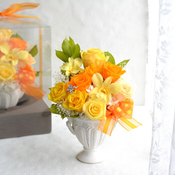 プリザーブドフラワー 誕生日 花 母の日 フラワー お祝い 傘寿 米寿 ギフト プレゼント 豪華黄色オレンジ 2枚目の画像