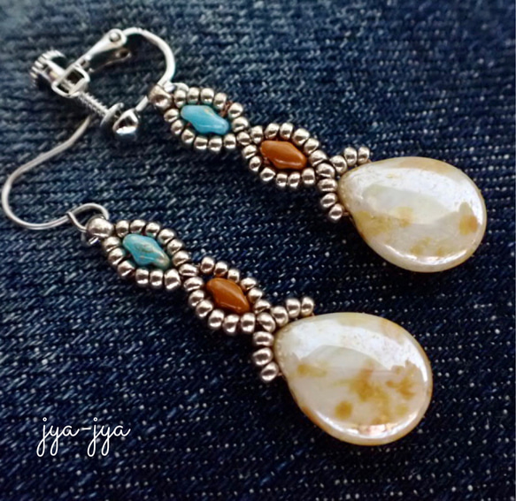 【再出品】beads earrings ＊ drop beige 5枚目の画像