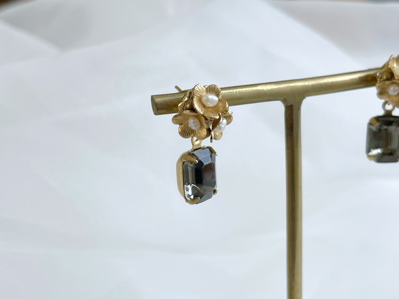 [jolie] 小黃銅花朵耳環 ▷ 優雅/邀請/花朵/小/花卉/復古玻璃 第6張的照片