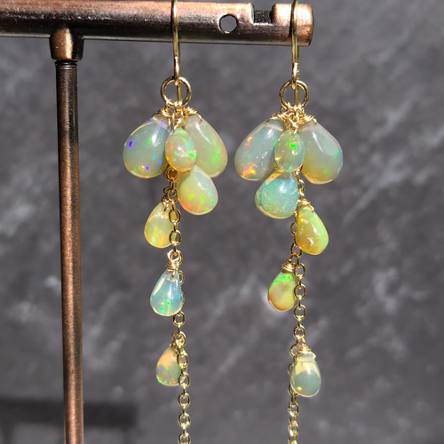 極上 染め オリーブカラー プレシャスオパール ドロップ ロング ピアス