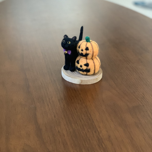 junpemiページ♡ハロウィン★黒猫気球大サイズ★羊毛フェルト ハロウィン！くろねこ 羊毛フェルト Yuto 通販 10356207｜Creema