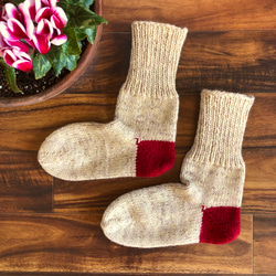 受注制作：手編みのソックス ベージュミックス×ダークレッド 靴下 Lutz