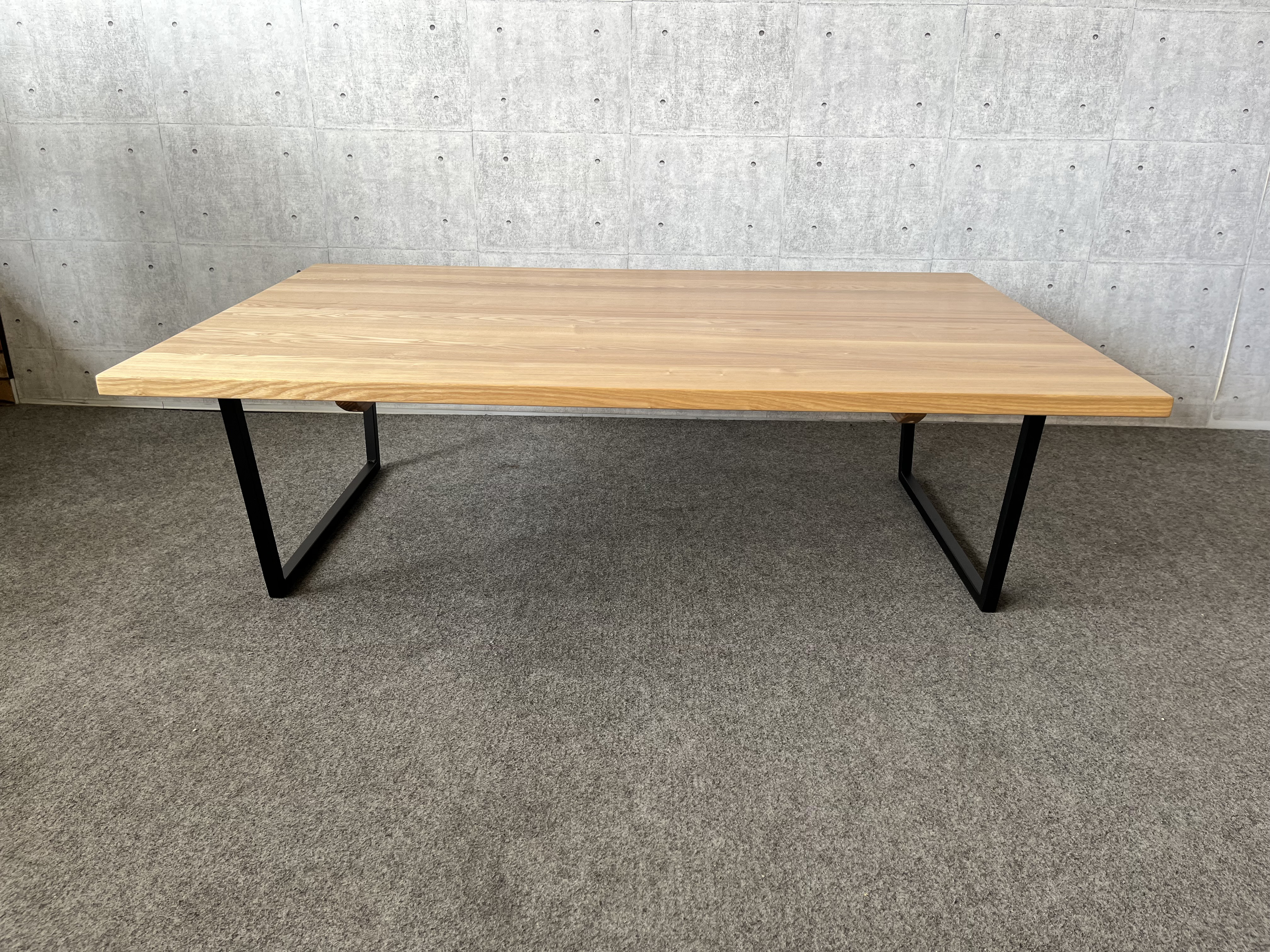 リビングテーブル　120×75 タモ無垢　国産