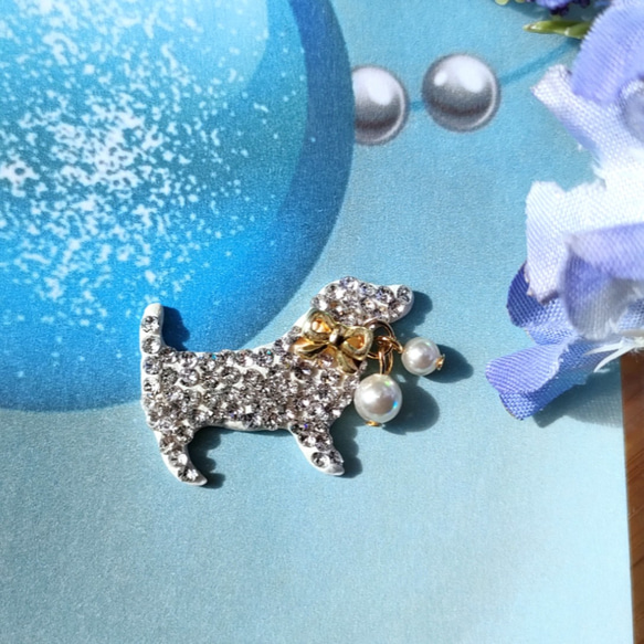 犬 の ブローチ  swarovski ビーズ使用 14枚目の画像