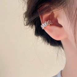 ジルコニア イヤーカフ キラキラ ear cuff 高品質 ビジュー イヤーカフ 片耳用１点 ゴールド 1枚目の画像